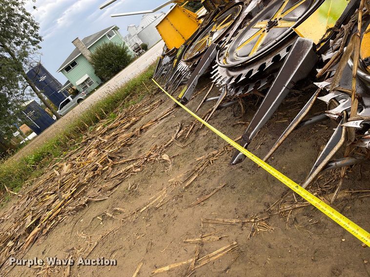 image for item YA5573 2022 New Holland FX60 PRWD forage harvester