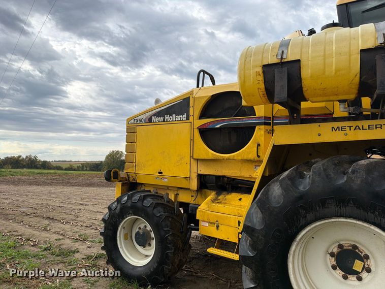 image for item YA5573 2022 New Holland FX60 PRWD forage harvester