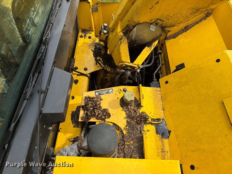 image for item YA5573 2022 New Holland FX60 PRWD forage harvester