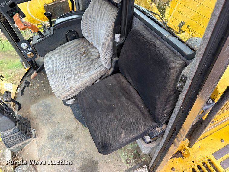 image for item YA5573 2022 New Holland FX60 PRWD forage harvester