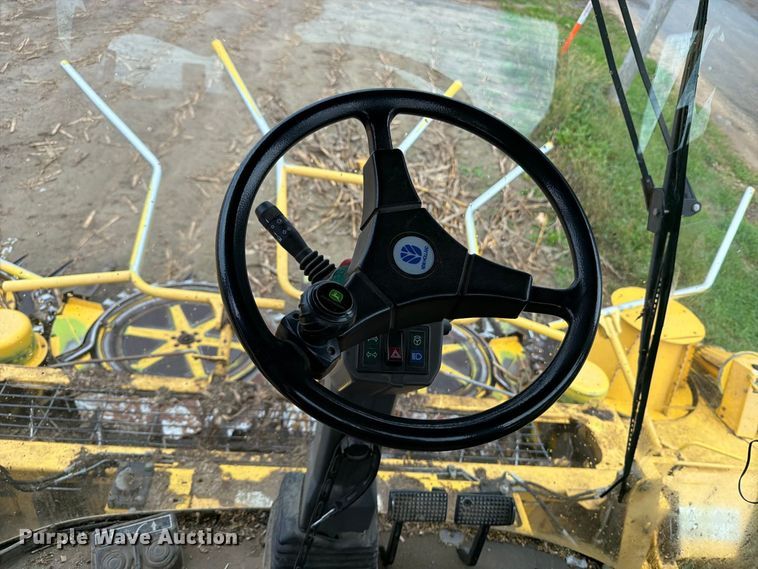 image for item YA5573 2022 New Holland FX60 PRWD forage harvester