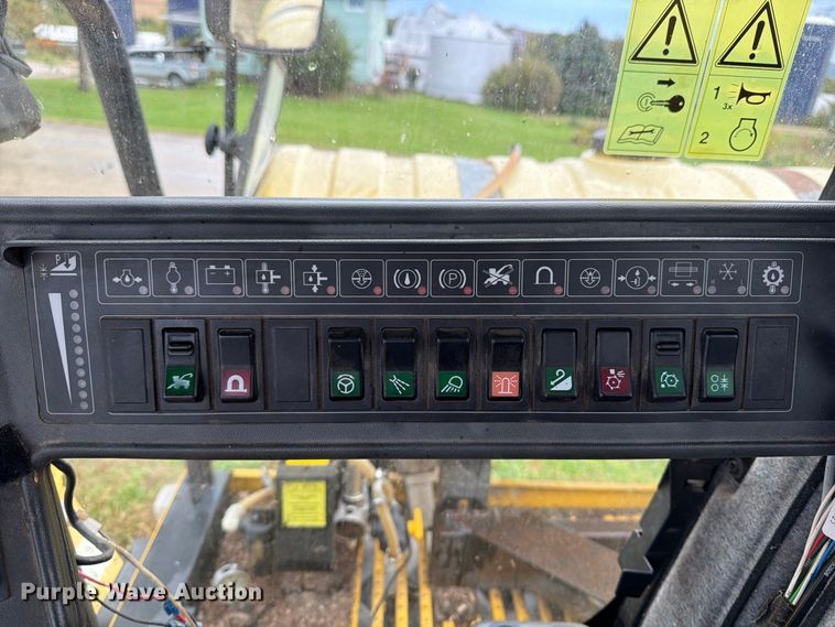image for item YA5573 2022 New Holland FX60 PRWD forage harvester