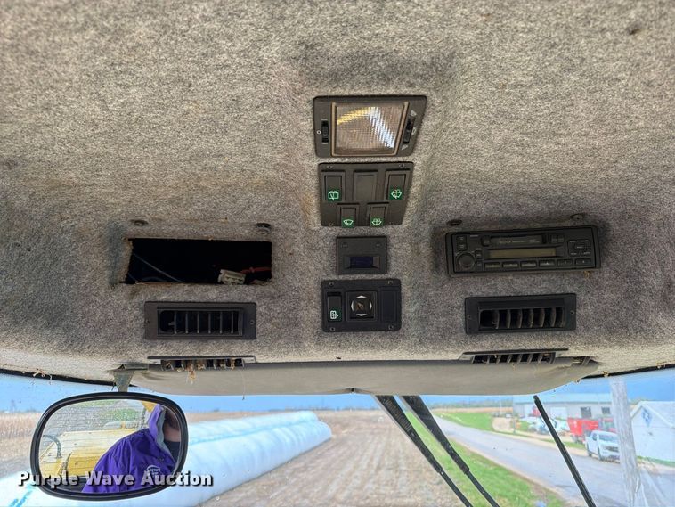 image for item YA5573 2022 New Holland FX60 PRWD forage harvester