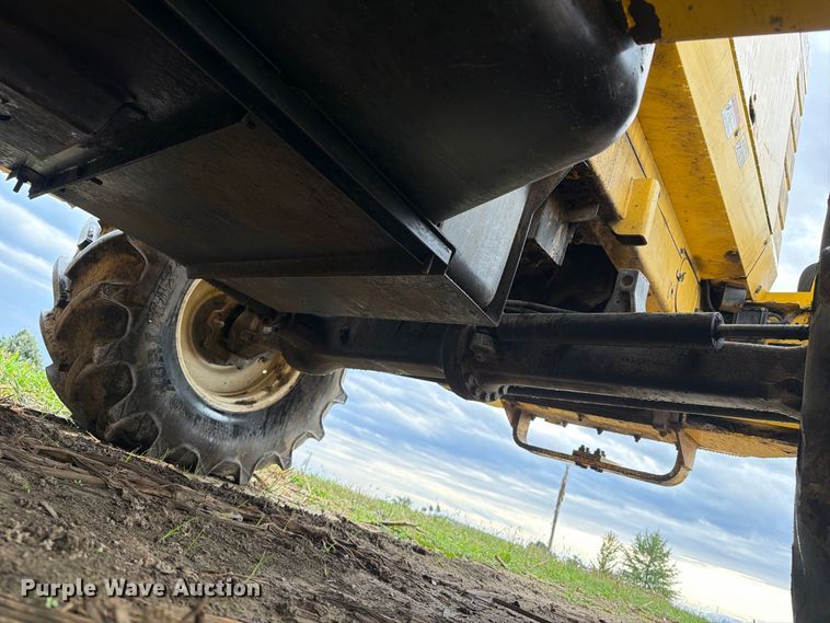 image for item YA5573 2022 New Holland FX60 PRWD forage harvester