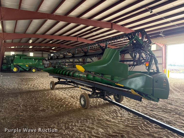 image for item YA5579 2007 John Deere 630F HydraFlex flex head