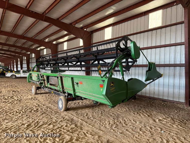 image for item YA5579 2007 John Deere 630F HydraFlex flex head