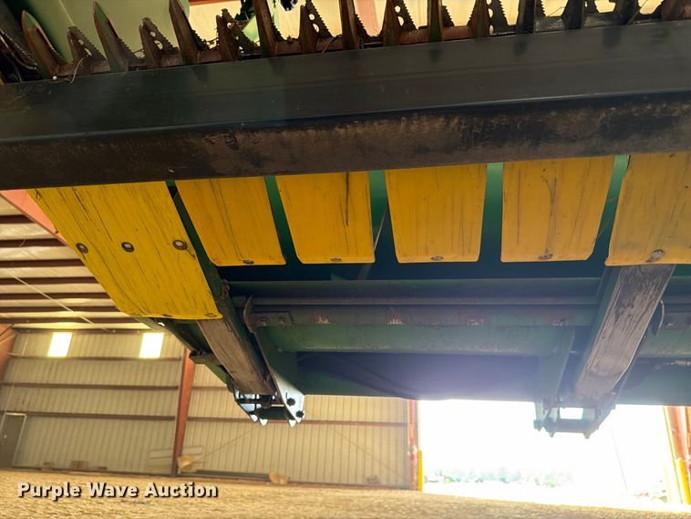 image for item YA5579 2007 John Deere 630F HydraFlex flex head