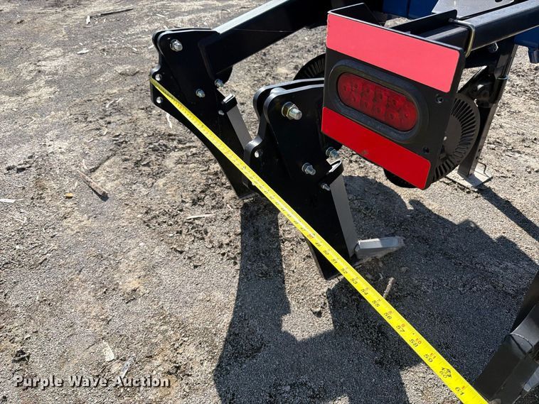 image for item YA5626 2025 Unverferth Blu-Jet Sub-Tiller 4 in-line ripper