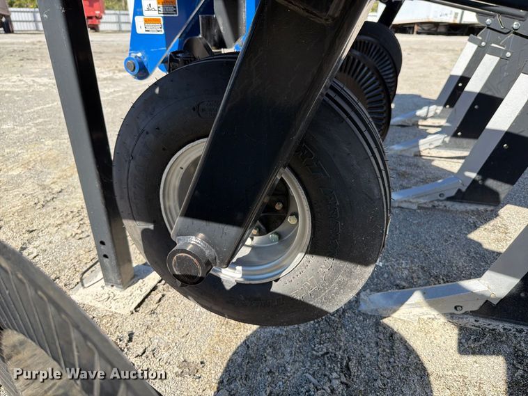 image for item YA5626 2025 Unverferth Blu-Jet Sub-Tiller 4 in-line ripper