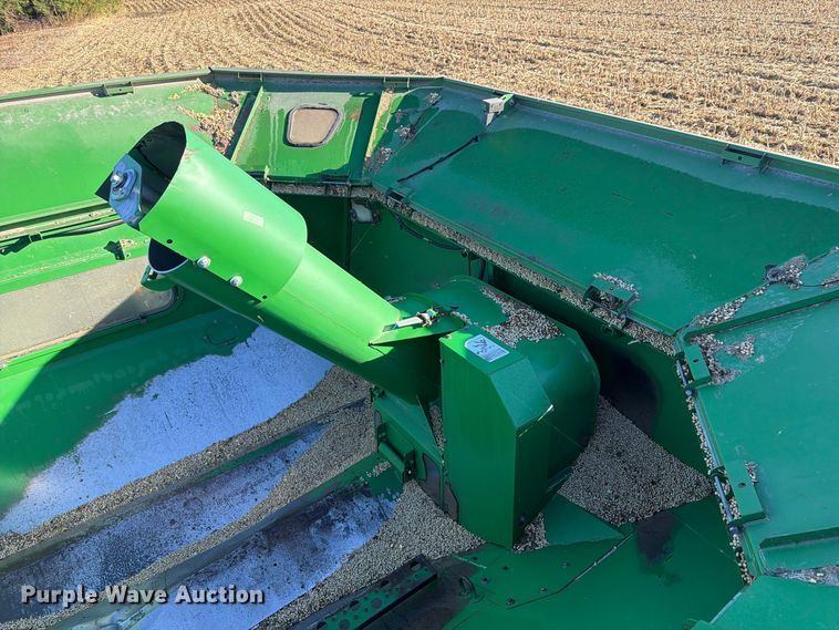 image for item YA5721 2004 John Deere 9660STS combine