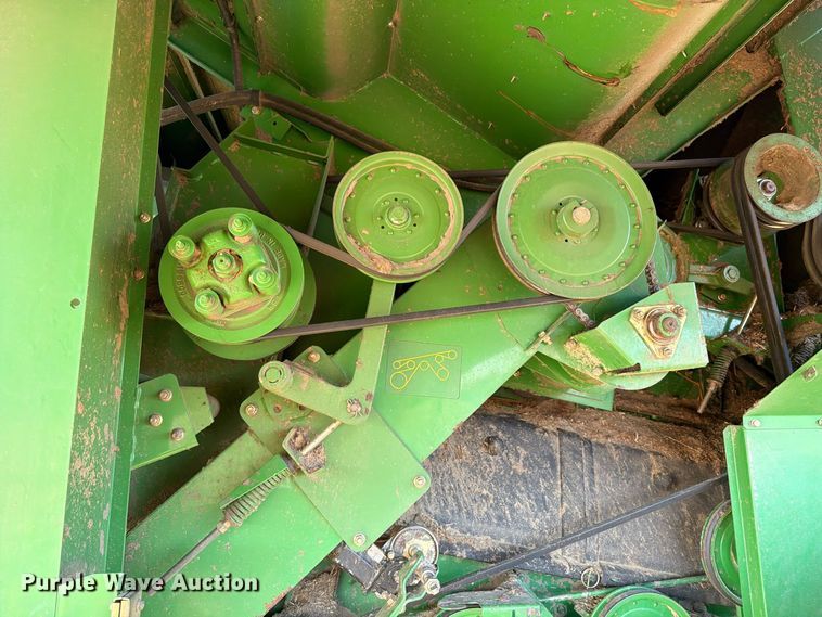 image for item YA5721 2004 John Deere 9660STS combine