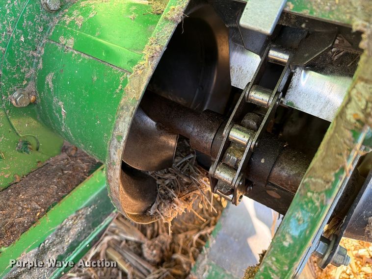image for item YA5721 2004 John Deere 9660STS combine