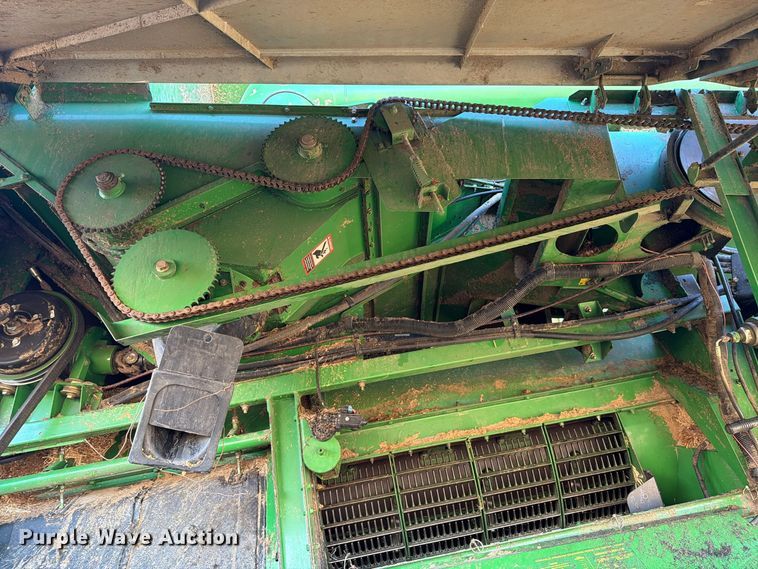 image for item YA5721 2004 John Deere 9660STS combine