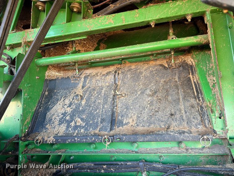 image for item YA5721 2004 John Deere 9660STS combine