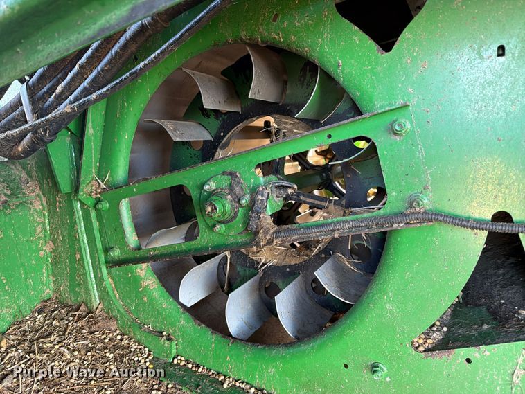 image for item YA5721 2004 John Deere 9660STS combine