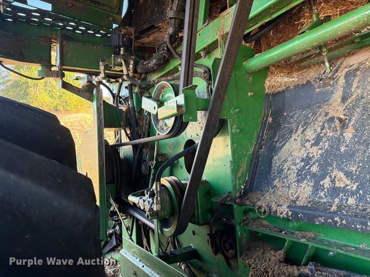 image for item YA5721 2004 John Deere 9660STS combine