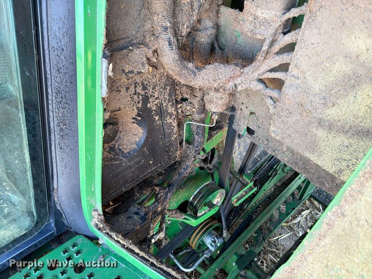image for item YA5721 2004 John Deere 9660STS combine