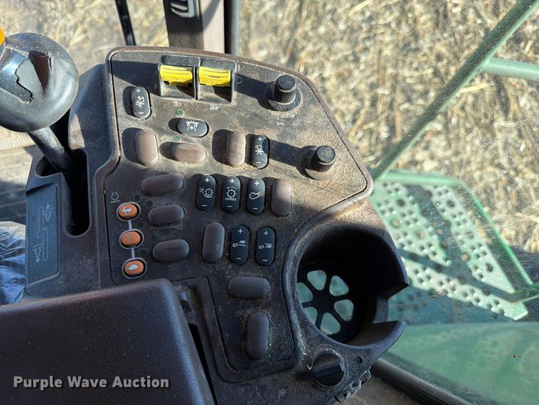 image for item YA5721 2004 John Deere 9660STS combine