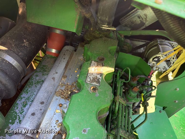 image for item YA5721 2004 John Deere 9660STS combine