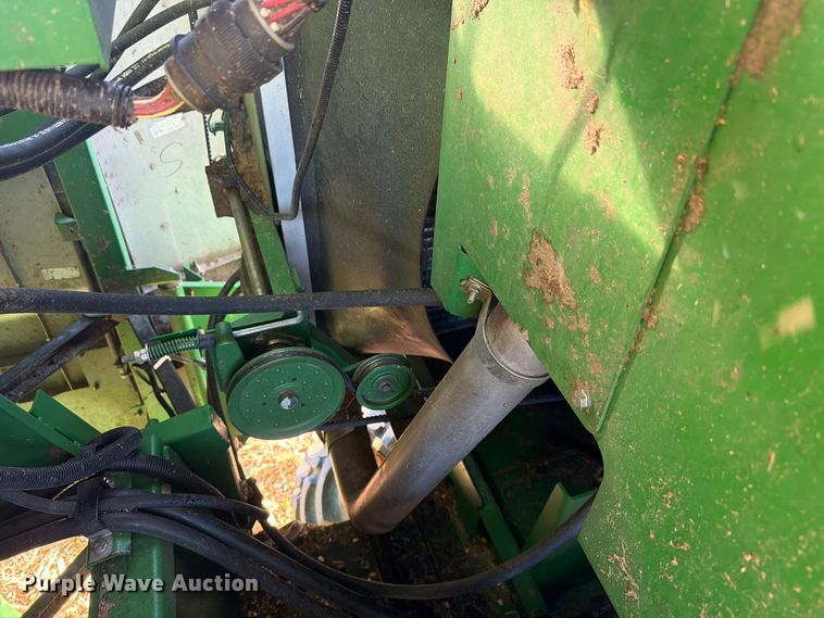 image for item YA5721 2004 John Deere 9660STS combine