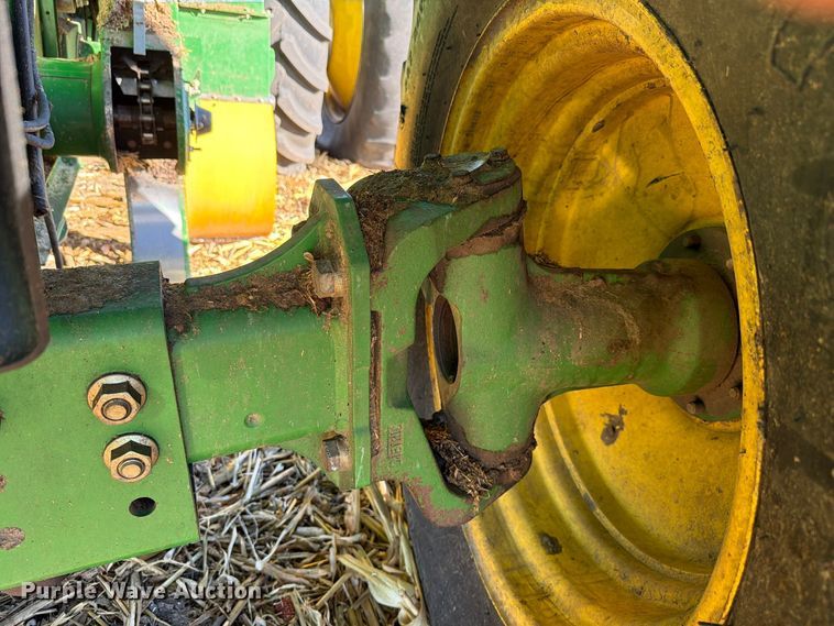 image for item YA5721 2004 John Deere 9660STS combine