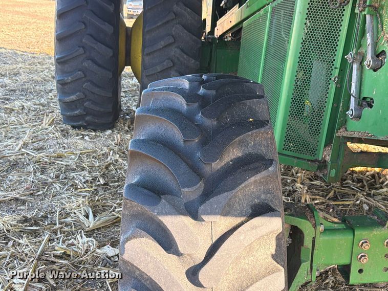 image for item YA5721 2004 John Deere 9660STS combine