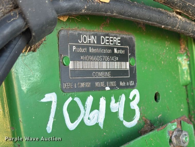 image for item YA5721 2004 John Deere 9660STS combine