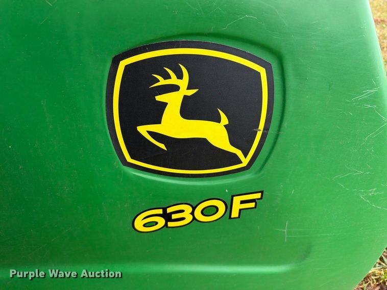 image for item YA5722 2010 John Deere 630F HydraFlex flex draper head