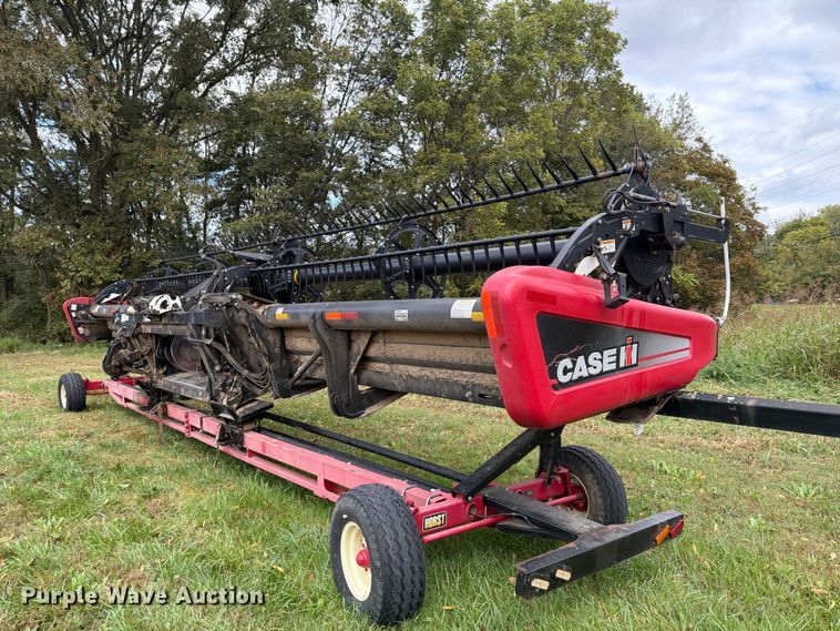 image for item YA5738 2011 Case IH 2162  35M10 2BH flex draper head