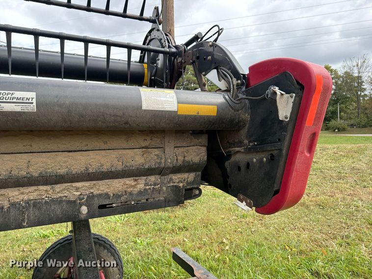 image for item YA5738 2011 Case IH 2162  35M10 2BH flex draper head