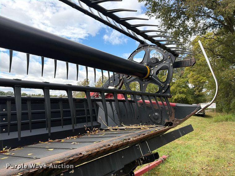 image for item YA5738 2011 Case IH 2162  35M10 2BH flex draper head