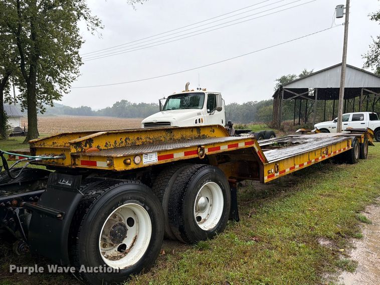 image for item DT3011 1978 Alabama Trailer Co. MTS 30 AW lowboy equipment trailer