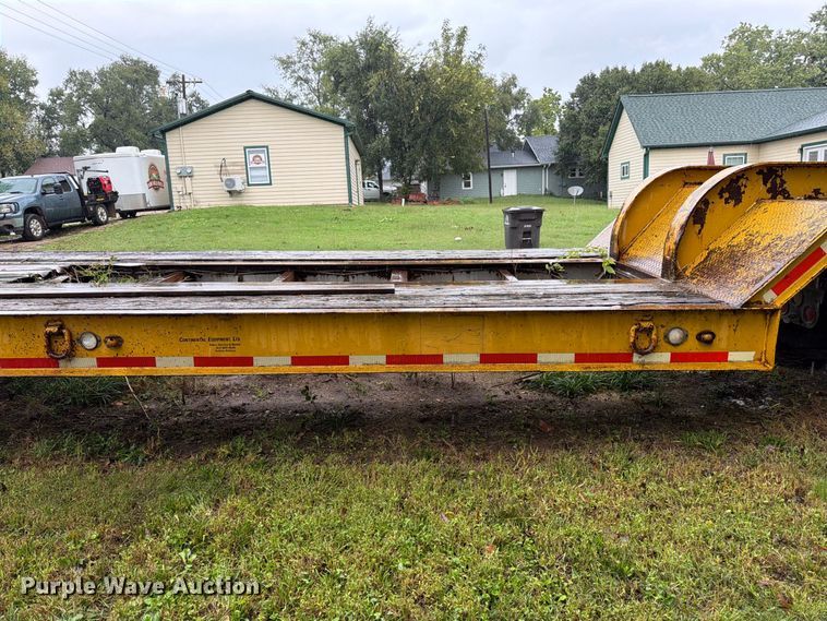 image for item DT3011 1978 Alabama Trailer Co. MTS 30 AW lowboy equipment trailer