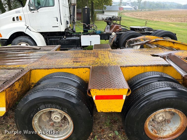image for item DT3011 1978 Alabama Trailer Co. MTS 30 AW lowboy equipment trailer