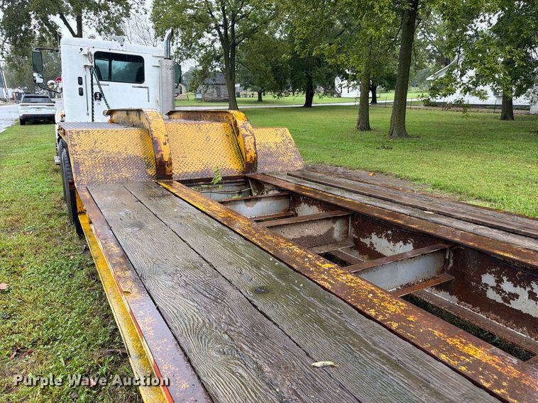 image for item DT3011 1978 Alabama Trailer Co. MTS 30 AW lowboy equipment trailer