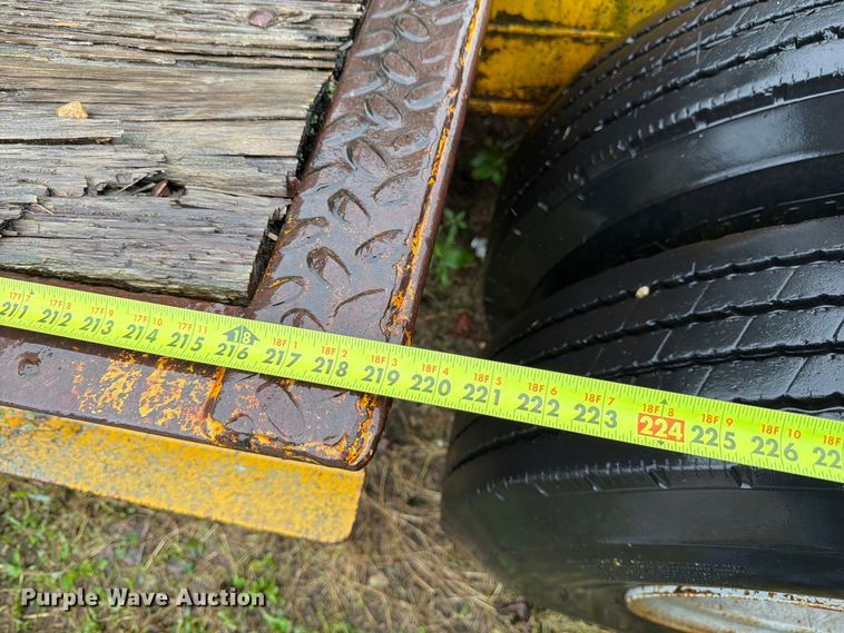 image for item DT3011 1978 Alabama Trailer Co. MTS 30 AW lowboy equipment trailer