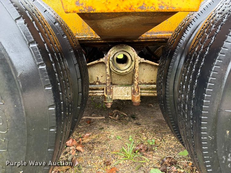 image for item DT3011 1978 Alabama Trailer Co. MTS 30 AW lowboy equipment trailer