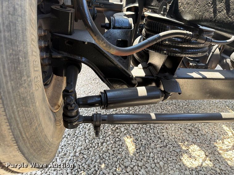 image for item DU3126 2012 Kenworth W900 truck cab and chassis