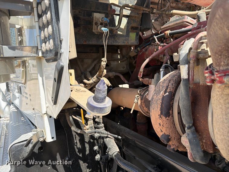 image for item DU3126 2012 Kenworth W900 truck cab and chassis