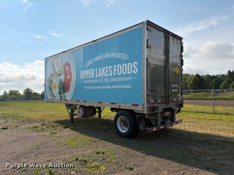 image for item DV8517 2017 CIMC refrigerated van trailer