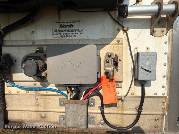 image for item DV8517 2017 CIMC refrigerated van trailer