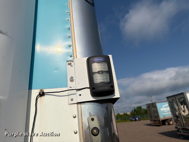 image for item DV8517 2017 CIMC refrigerated van trailer