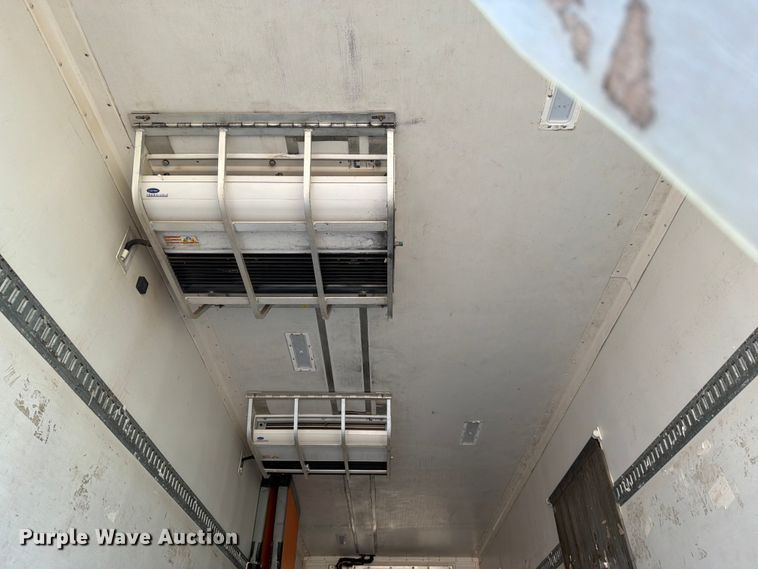 image for item DV8517 2017 CIMC refrigerated van trailer