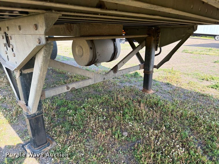 image for item DV8517 2017 CIMC refrigerated van trailer