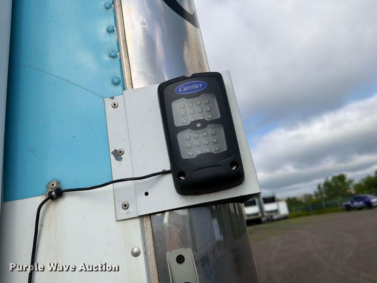 image for item DV8518 2017 CIMC refrigerated van trailer