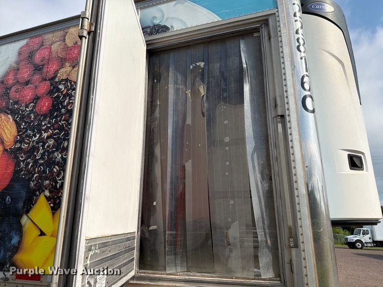 image for item DV8518 2017 CIMC refrigerated van trailer