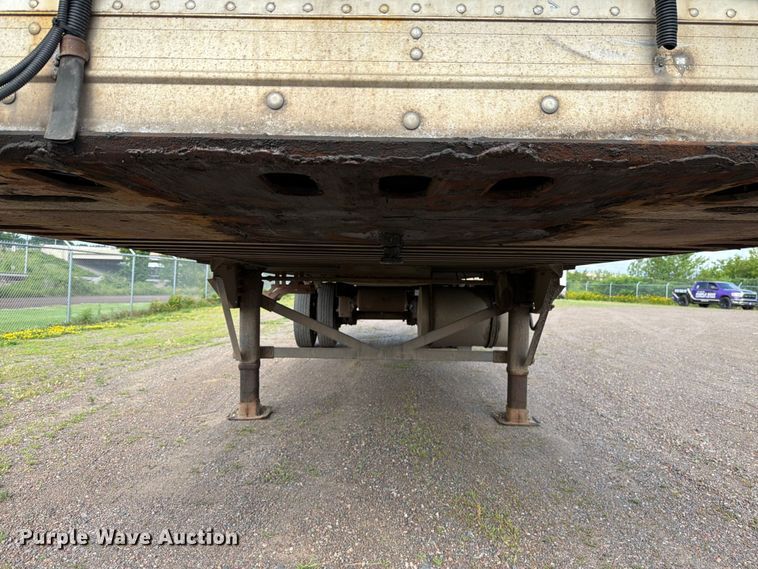 image for item DV8518 2017 CIMC refrigerated van trailer