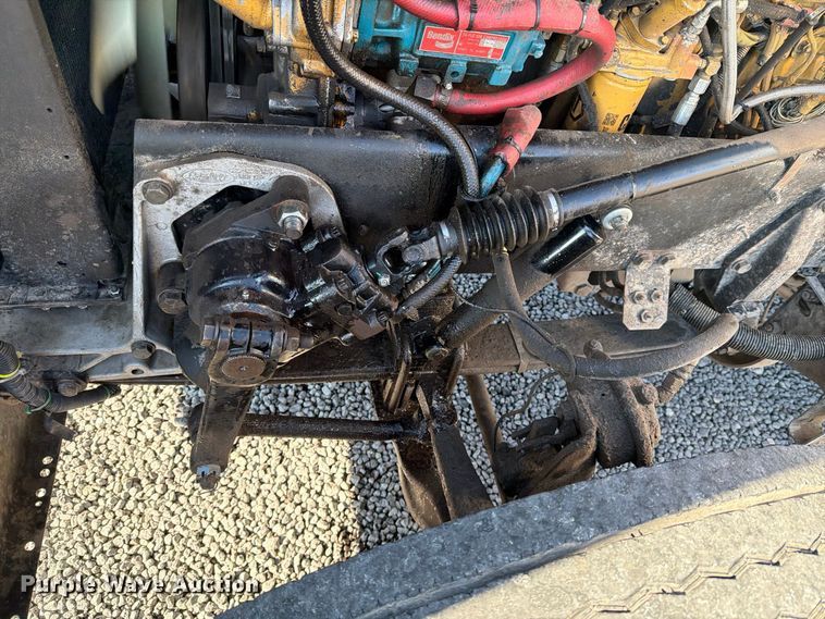 image for item DV8708 2000 Peterbilt 379 semi truck