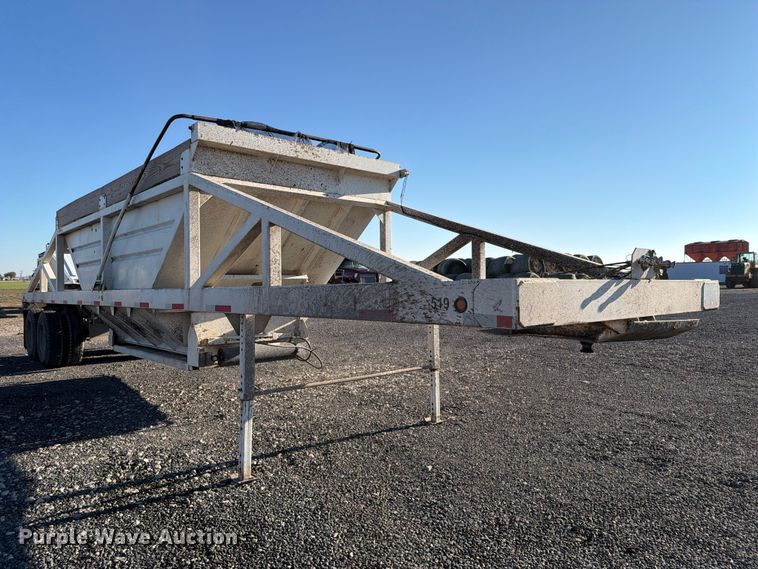 image for item DV8709 2012 Leach bottom dump trailer
