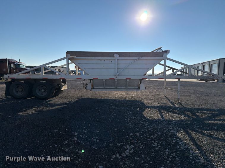 image for item DV8709 2012 Leach bottom dump trailer